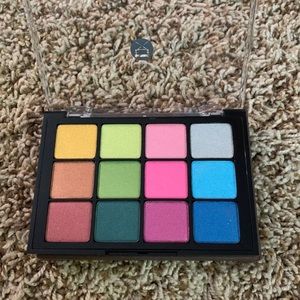 VISEART COLORFUL PROFESSIONAL MAKEUP PALETTE